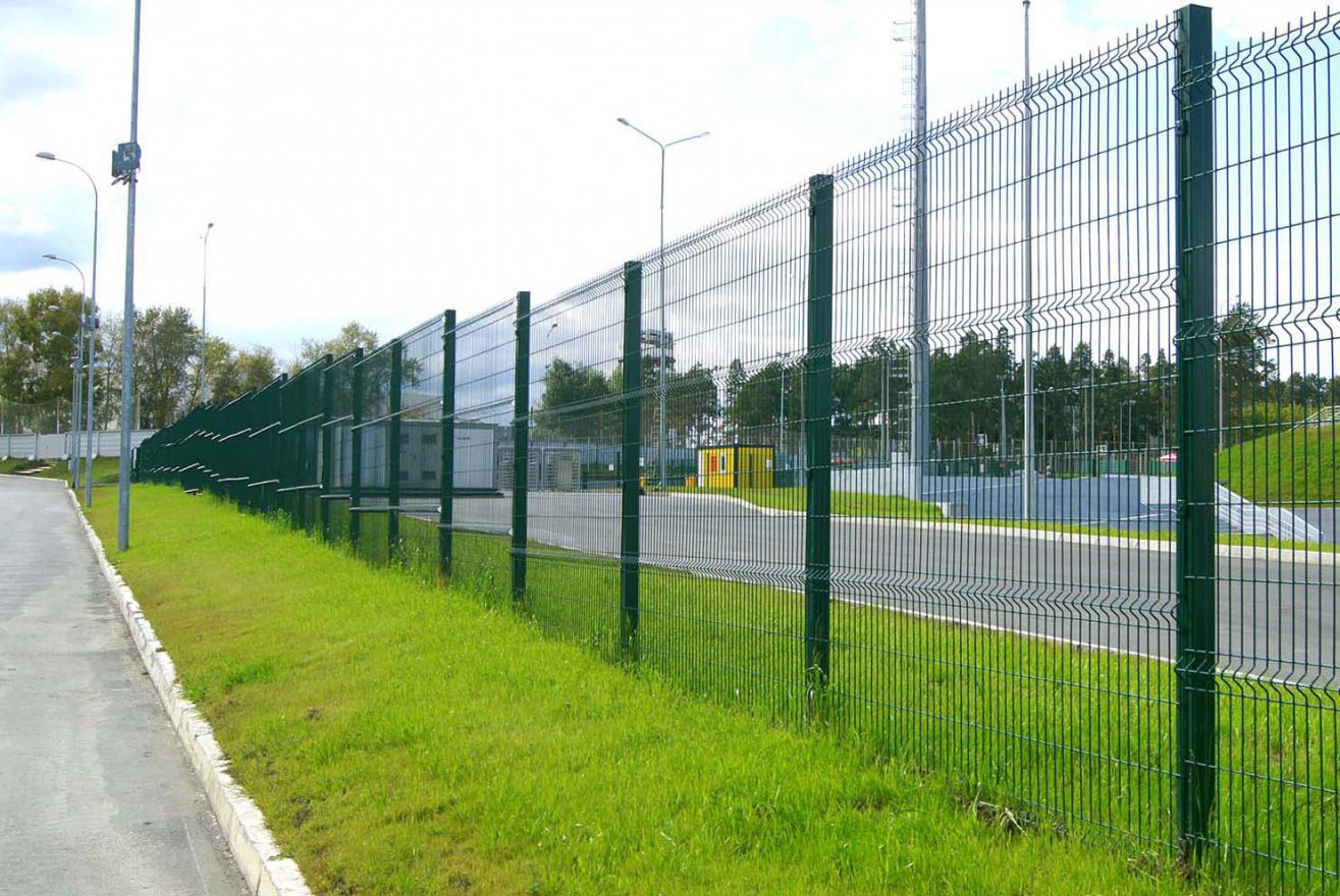 сетка заборная каскад 2х2,5 м зеленая. забор из сварной сетки. 2500. сетка сварная гиттер 3d. забор из полимерной сетки рабицы.